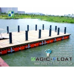 Floating Deck Dock / 2