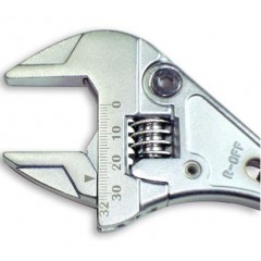 Stubby Type Ratchet adjustable Wrench / 3