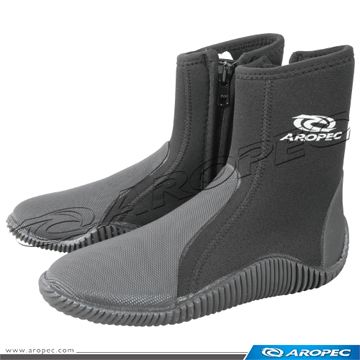 Long-Cut Diving Boots