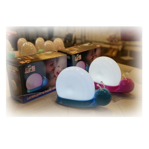 Snail LED night light / 2