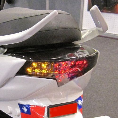 Rear Light Set Use For Majesty S / 2