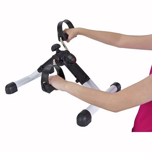 GT-B05  FOLDABLE MINI PEDALER / 3