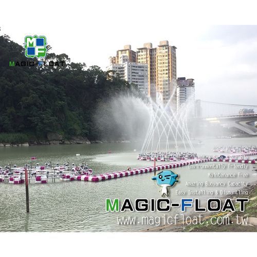 Fountain Floating Platform / 2