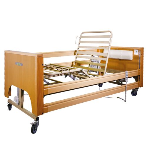 Nursing Bed / 2