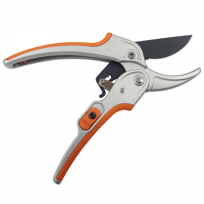 HC-8A6638 - RATCHET PRUNING SHEAR